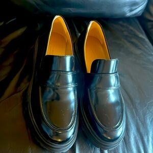 Tony bianco/ Australlia